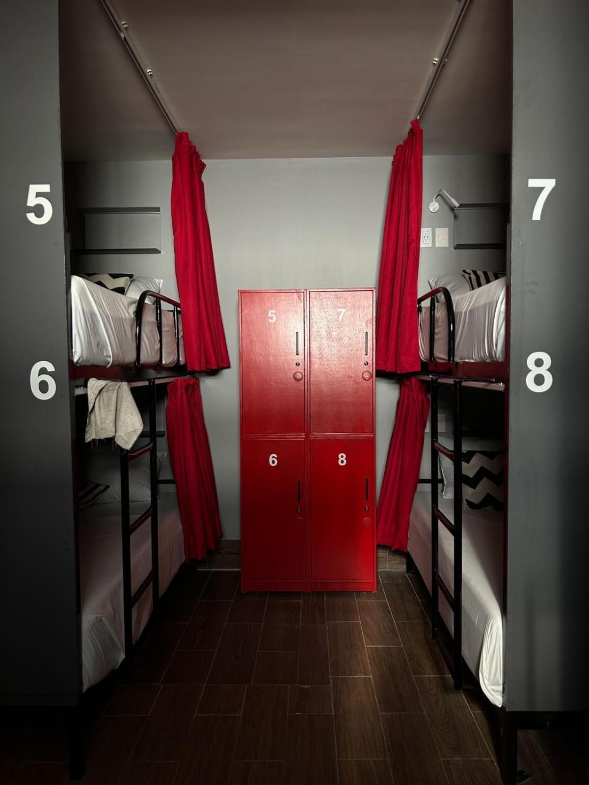 Spartacus Hostel Boutique For Men Πουέρτο Βαγιάρτα Εξωτερικό φωτογραφία