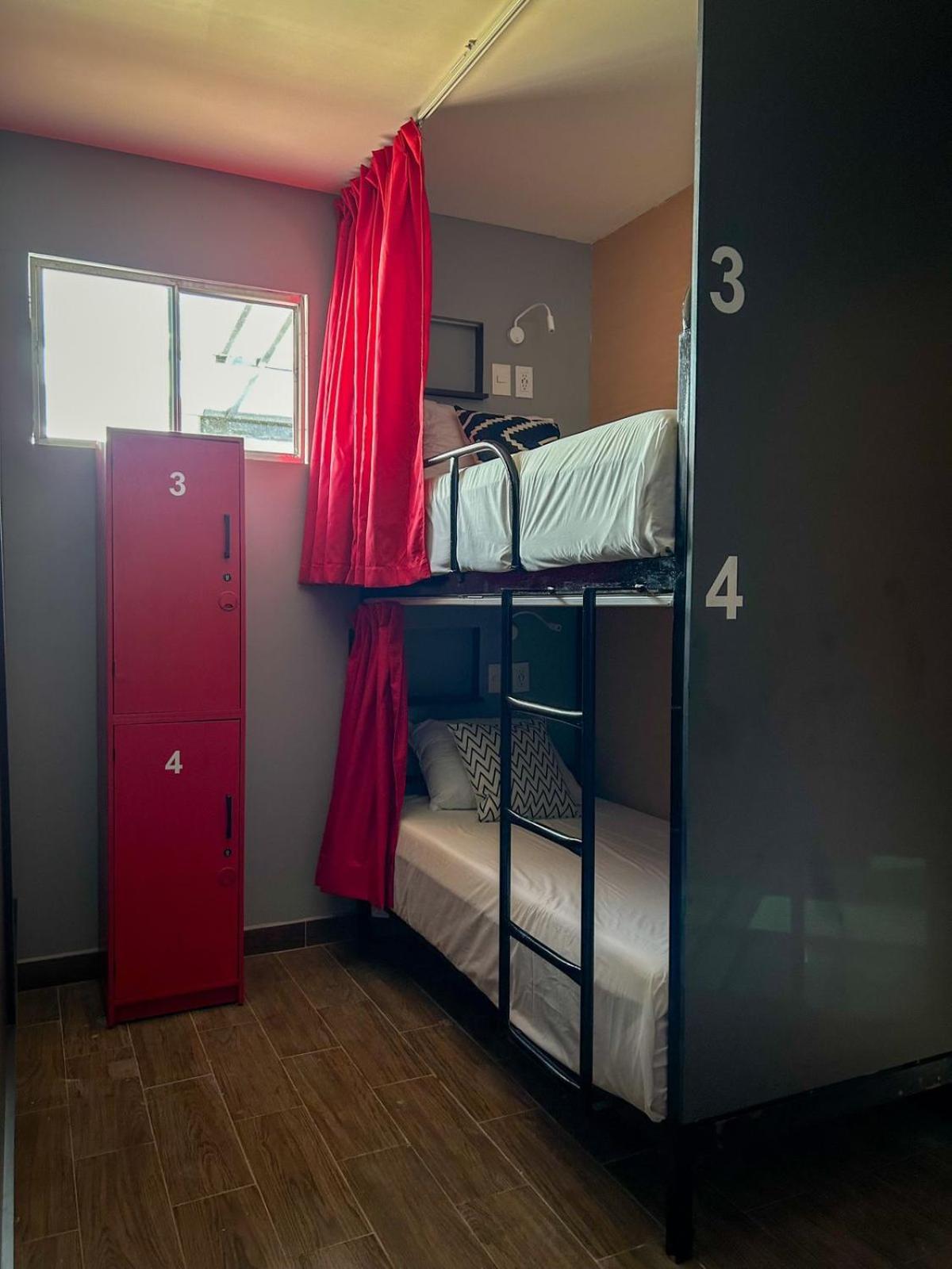 Spartacus Hostel Boutique For Men Πουέρτο Βαγιάρτα Εξωτερικό φωτογραφία