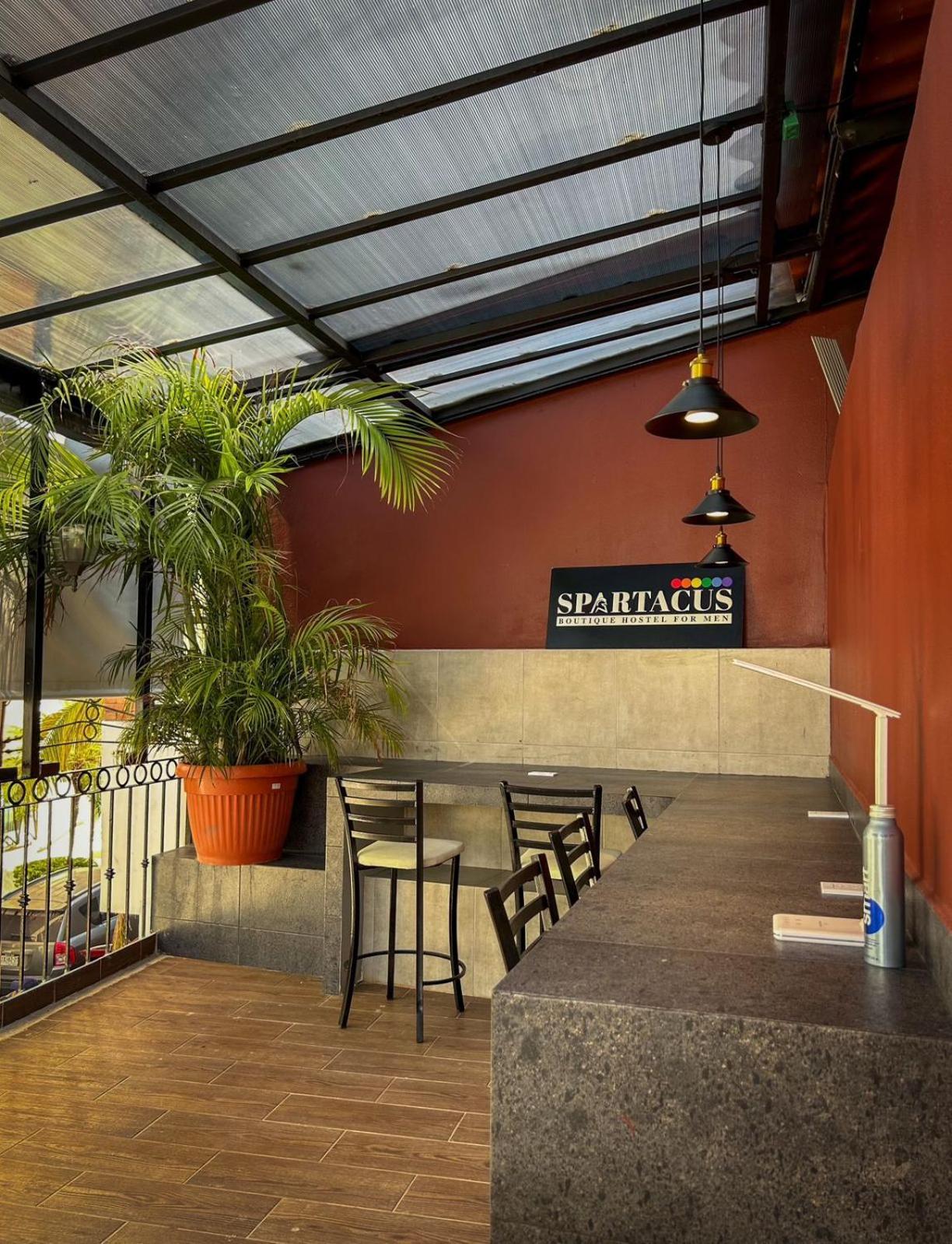 Spartacus Hostel Boutique For Men Πουέρτο Βαγιάρτα Εξωτερικό φωτογραφία